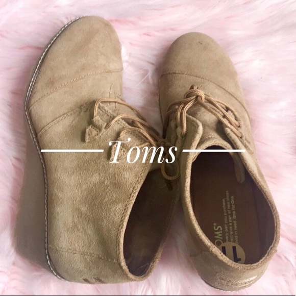 Toms Shoes - 🔥Toms|Desert Wedge Booties NWOT Brown Camel sz11